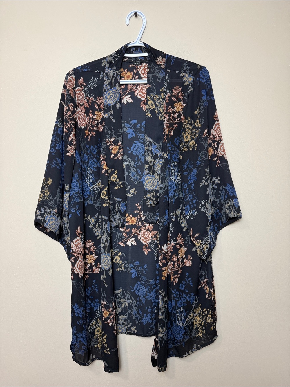 Tahari Floral Sheer Kimono Cardigan size S/M